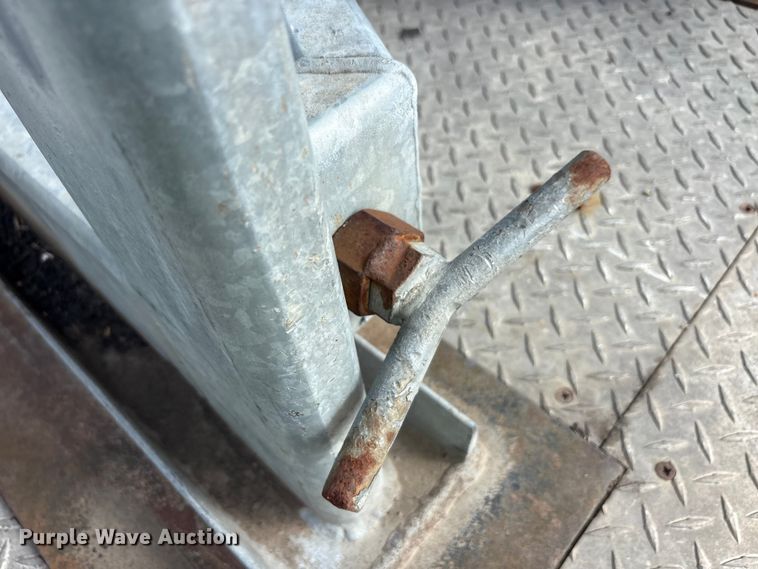 image for item YA3069 1998 Cellxion Lightweight Division antenna tower trailer