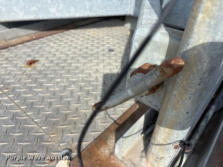 image for item YA3069 1998 Cellxion Lightweight Division antenna tower trailer