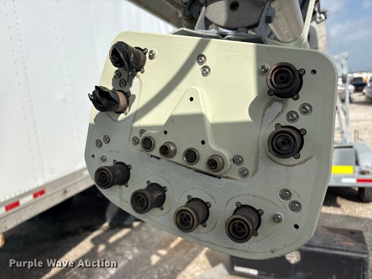 image for item YA3069 1998 Cellxion Lightweight Division antenna tower trailer