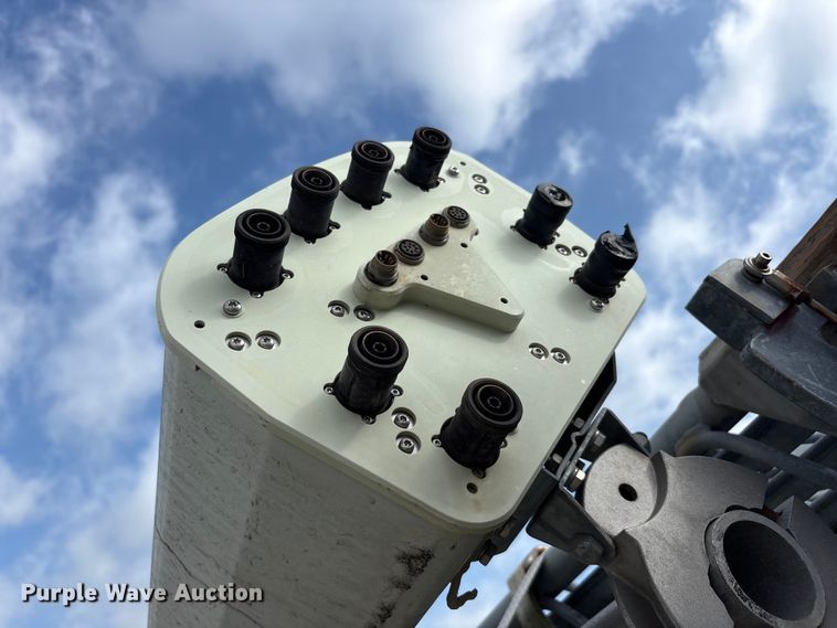 image for item YA3069 1998 Cellxion Lightweight Division antenna tower trailer