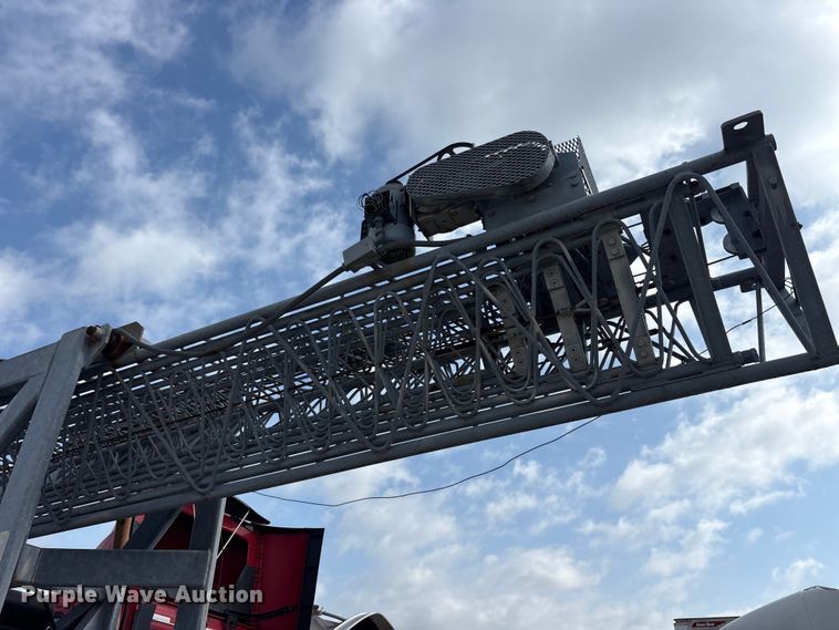 image for item YA3069 1998 Cellxion Lightweight Division antenna tower trailer