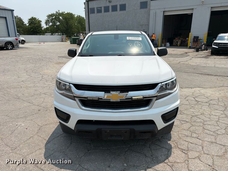 image for item YA3368 2020 Chevrolet Colorado Crew Cab pickup truck