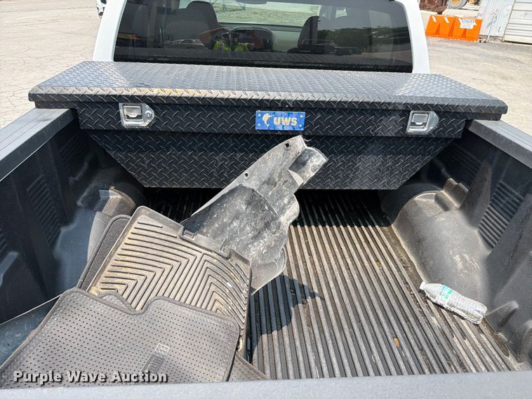 image for item YA3368 2020 Chevrolet Colorado Crew Cab pickup truck