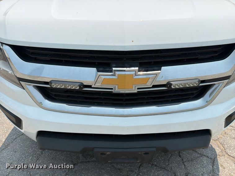 image for item YA3368 2020 Chevrolet Colorado Crew Cab pickup truck