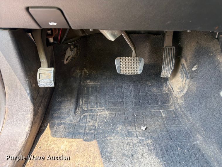 image for item YA3368 2020 Chevrolet Colorado Crew Cab pickup truck