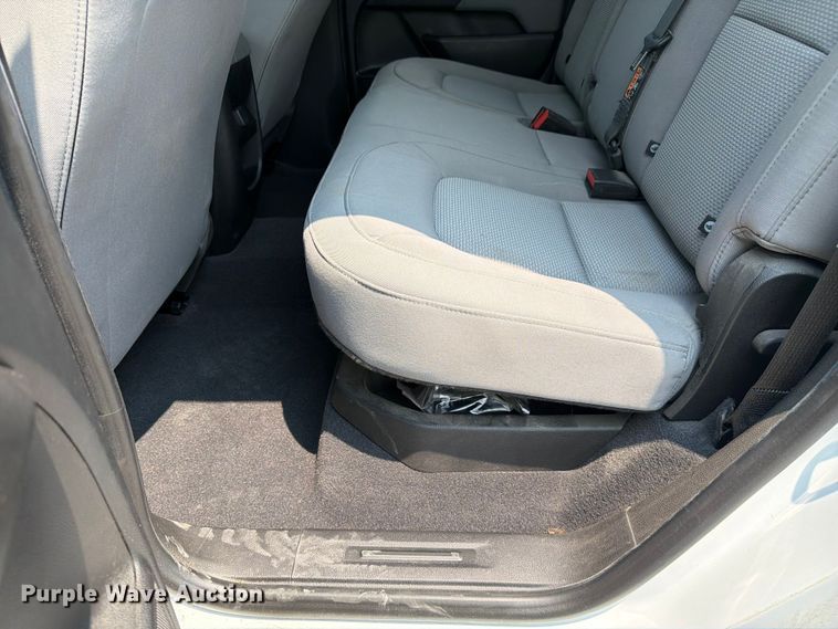 image for item YA3368 2020 Chevrolet Colorado Crew Cab pickup truck