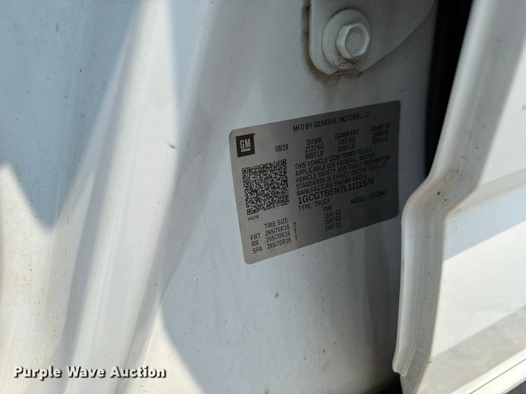 image for item YA3368 2020 Chevrolet Colorado Crew Cab pickup truck
