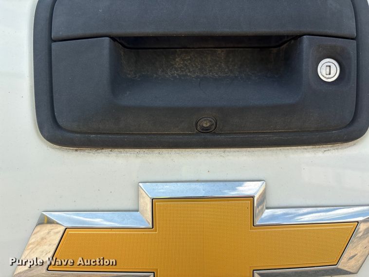image for item YA3835 2019 Chevrolet Colorado pickup truck