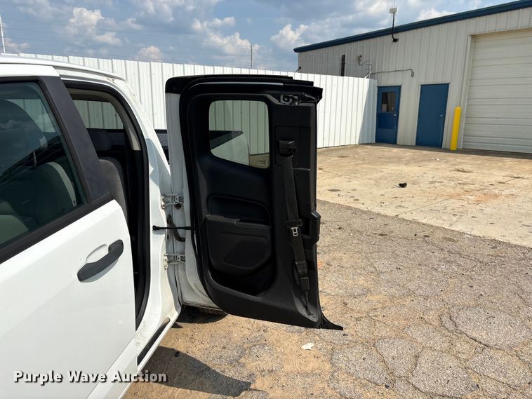 image for item YA3835 2019 Chevrolet Colorado pickup truck