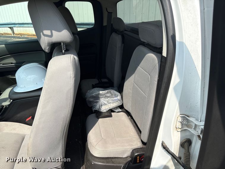 image for item YA3835 2019 Chevrolet Colorado pickup truck