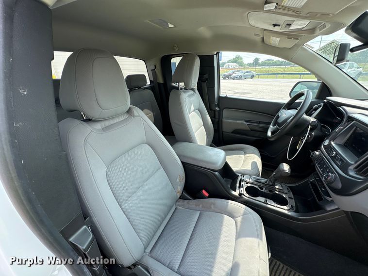 image for item YA3835 2019 Chevrolet Colorado pickup truck