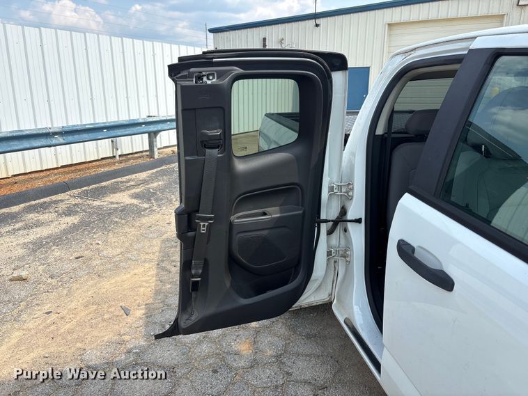 image for item YA3835 2019 Chevrolet Colorado pickup truck