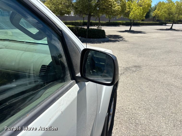 image for item YA3836 2016 Nissan Frontier Crew Cab pickup truck