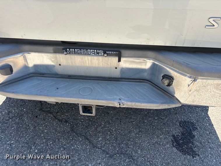 image for item YA3836 2016 Nissan Frontier Crew Cab pickup truck