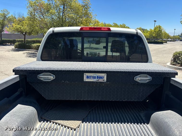 image for item YA3836 2016 Nissan Frontier Crew Cab pickup truck