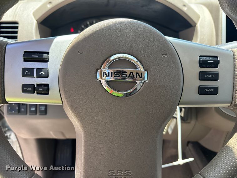 image for item YA3836 2016 Nissan Frontier Crew Cab pickup truck