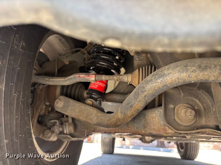 image for item YA3836 2016 Nissan Frontier Crew Cab pickup truck
