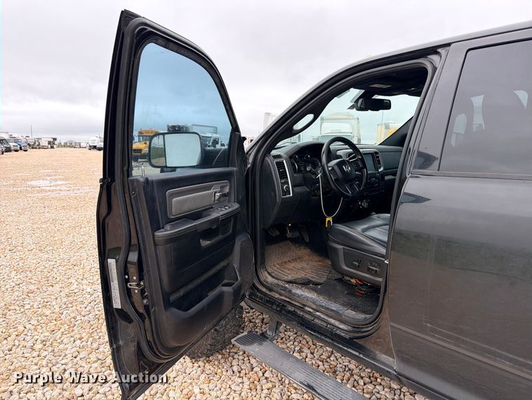 image for item YA3854 2018 Ram 2500 Power Wagon Crew Cab pickup truck