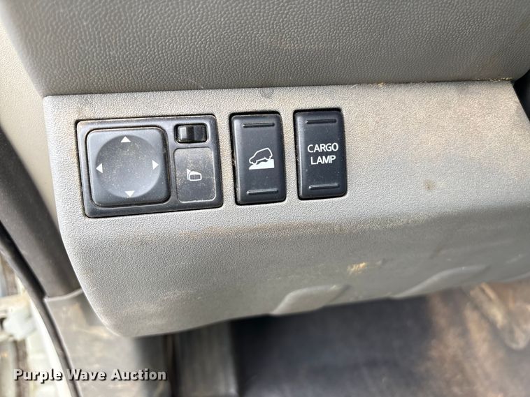image for item YA3881 2019 Nissan Frontier Crew Cab pickup truck