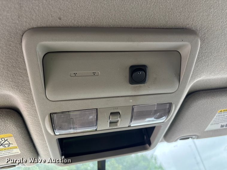 image for item YA3881 2019 Nissan Frontier Crew Cab pickup truck