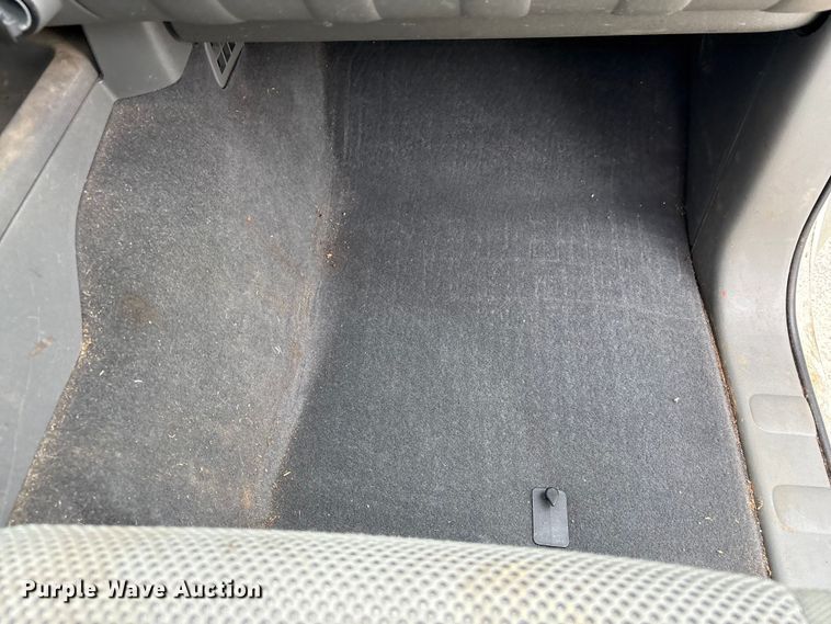 image for item YA3881 2019 Nissan Frontier Crew Cab pickup truck