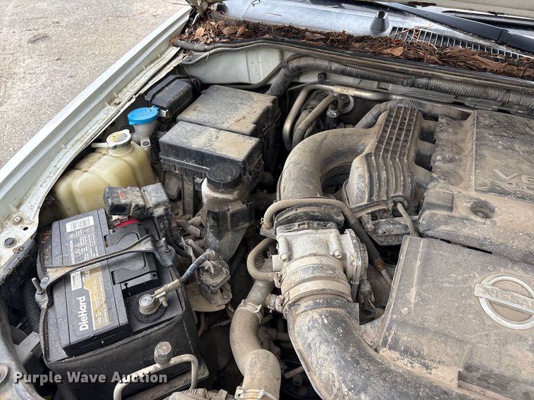 image for item YA3881 2019 Nissan Frontier Crew Cab pickup truck