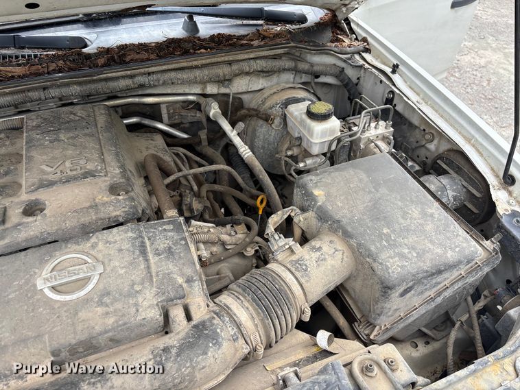 image for item YA3881 2019 Nissan Frontier Crew Cab pickup truck