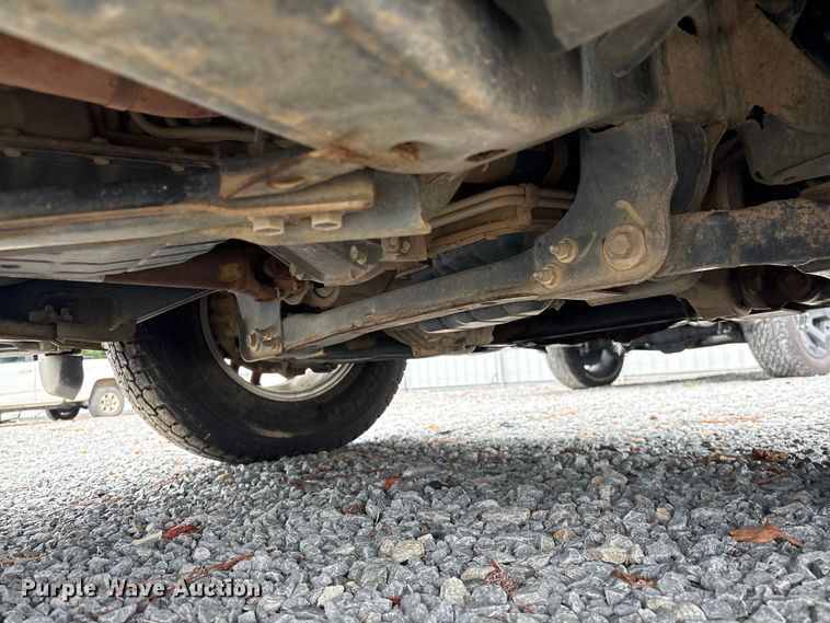 image for item YA3881 2019 Nissan Frontier Crew Cab pickup truck