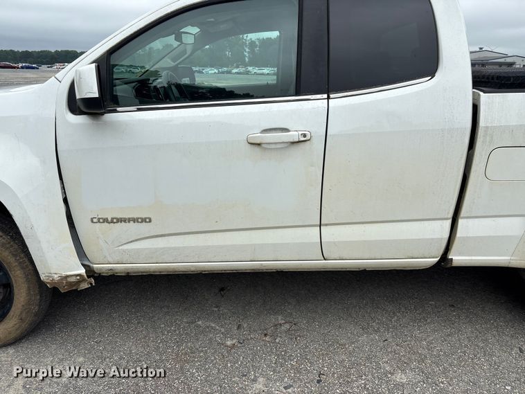 image for item YA3882 2018 Chevrolet Colorado Ext. Cab pickup truck