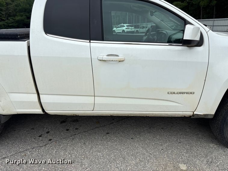image for item YA3882 2018 Chevrolet Colorado Ext. Cab pickup truck