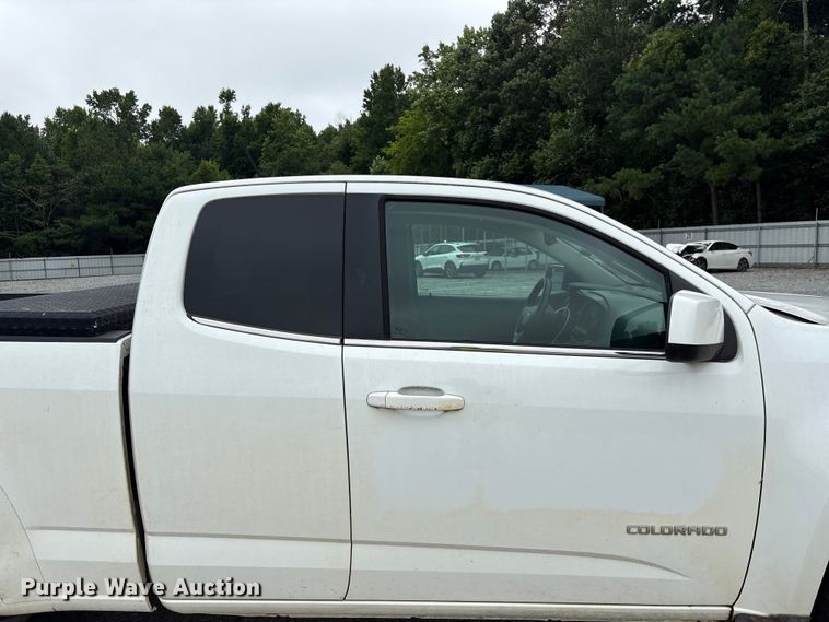 image for item YA3882 2018 Chevrolet Colorado Ext. Cab pickup truck
