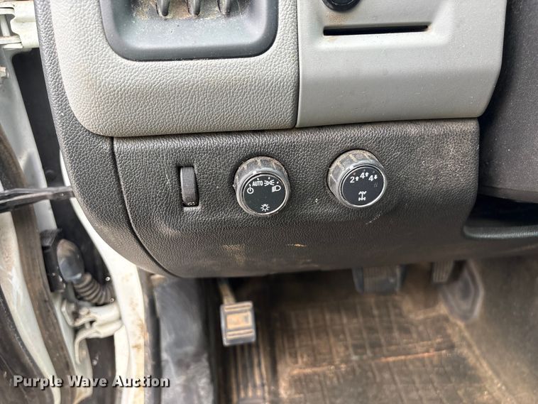 image for item YA3882 2018 Chevrolet Colorado Ext. Cab pickup truck