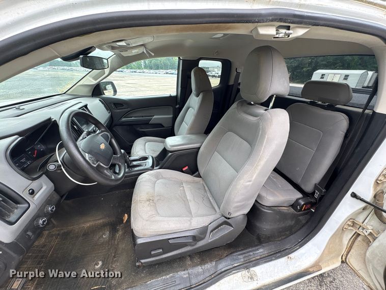 image for item YA3882 2018 Chevrolet Colorado Ext. Cab pickup truck