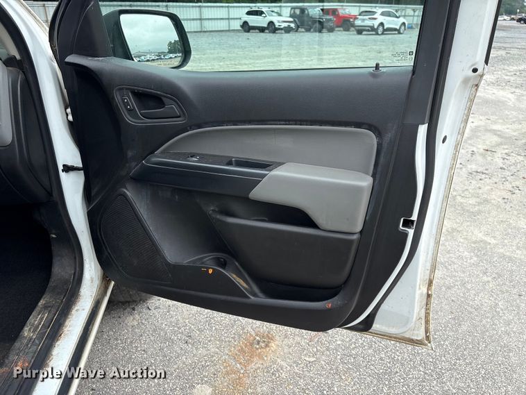 image for item YA3882 2018 Chevrolet Colorado Ext. Cab pickup truck