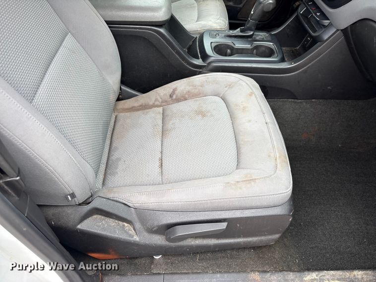 image for item YA3882 2018 Chevrolet Colorado Ext. Cab pickup truck