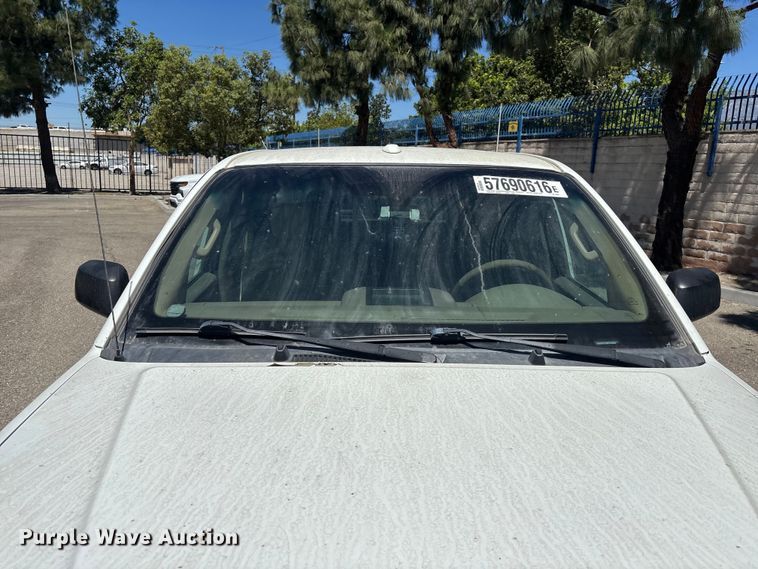 image for item YA3894 2015 Nissan Frontier Crew Cab pickup truck