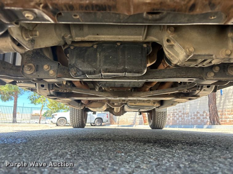 image for item YA3894 2015 Nissan Frontier Crew Cab pickup truck