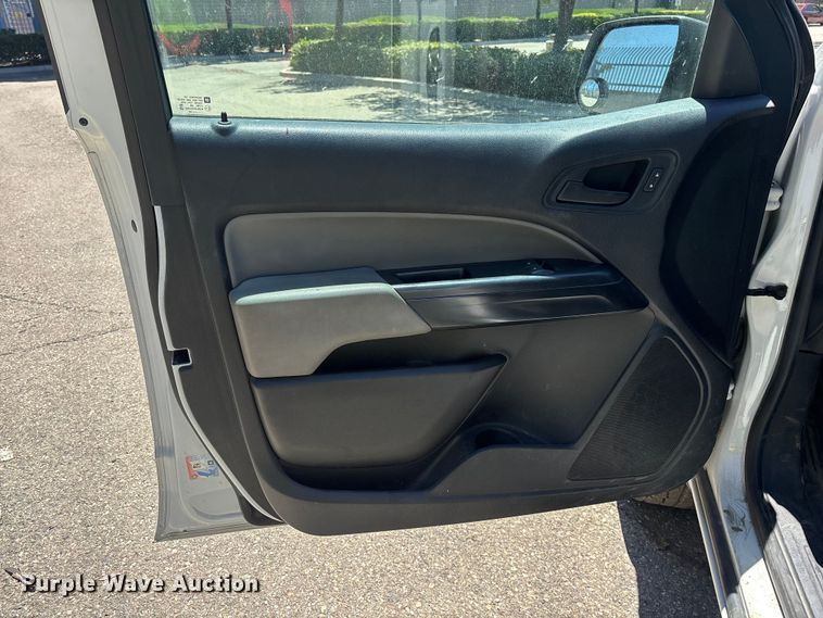 image for item YA3896 2019 Chevrolet Colorado Ext. Cab pickup truck