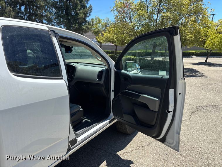 image for item YA3896 2019 Chevrolet Colorado Ext. Cab pickup truck