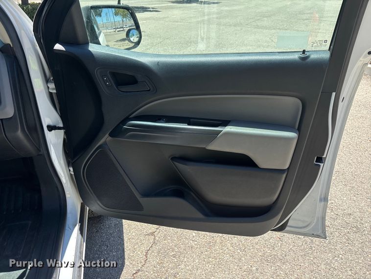 image for item YA3896 2019 Chevrolet Colorado Ext. Cab pickup truck