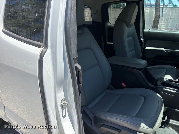 image for item YA3896 2019 Chevrolet Colorado Ext. Cab pickup truck