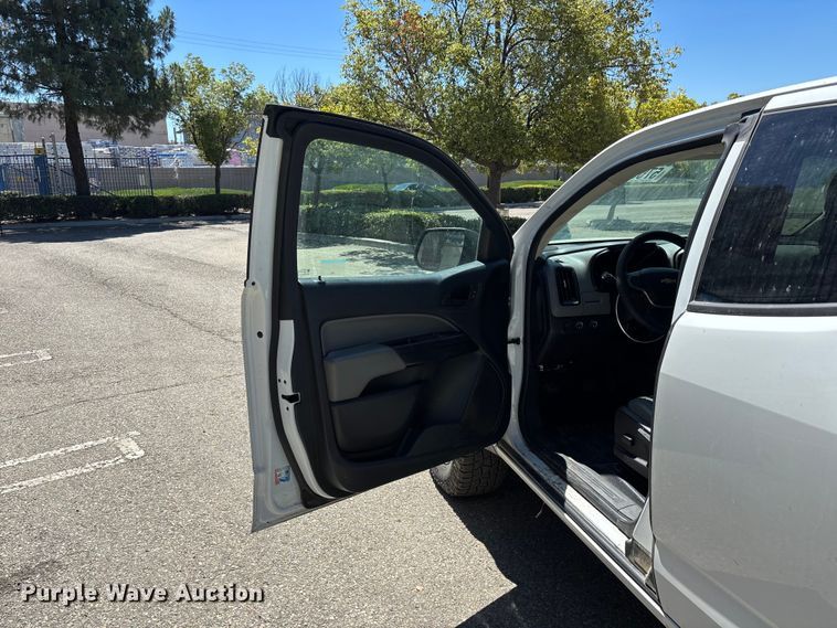 image for item YA3897 2019 Chevrolet Colorado Ext. Cab pickup truck