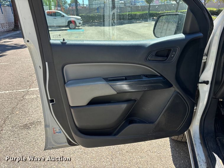 image for item YA3897 2019 Chevrolet Colorado Ext. Cab pickup truck