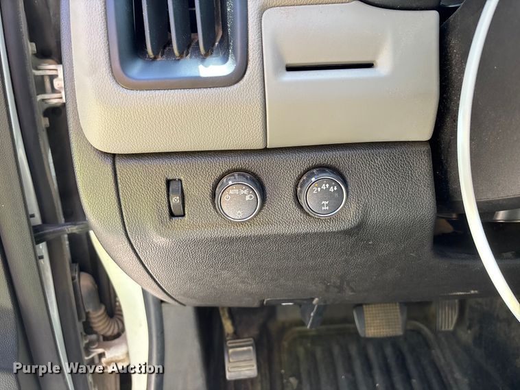 image for item YA3897 2019 Chevrolet Colorado Ext. Cab pickup truck