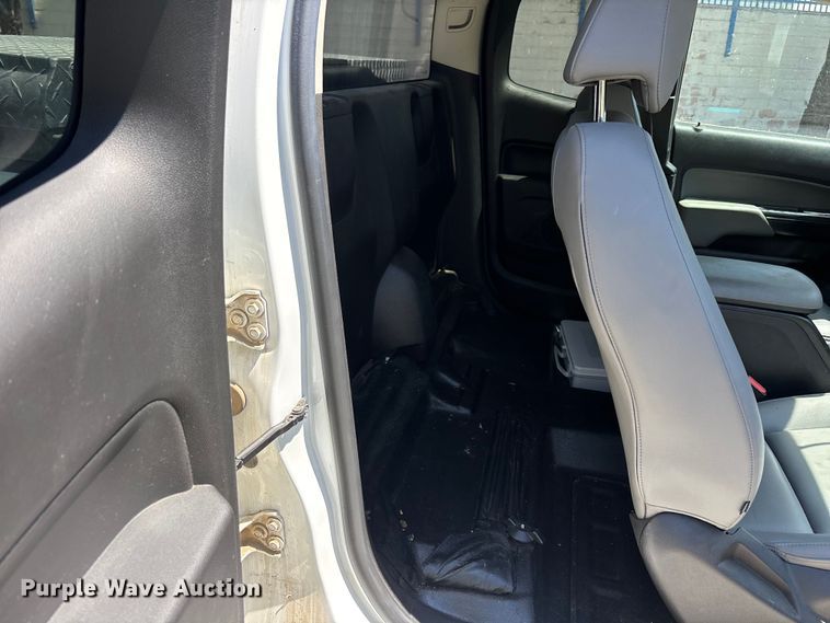 image for item YA3897 2019 Chevrolet Colorado Ext. Cab pickup truck