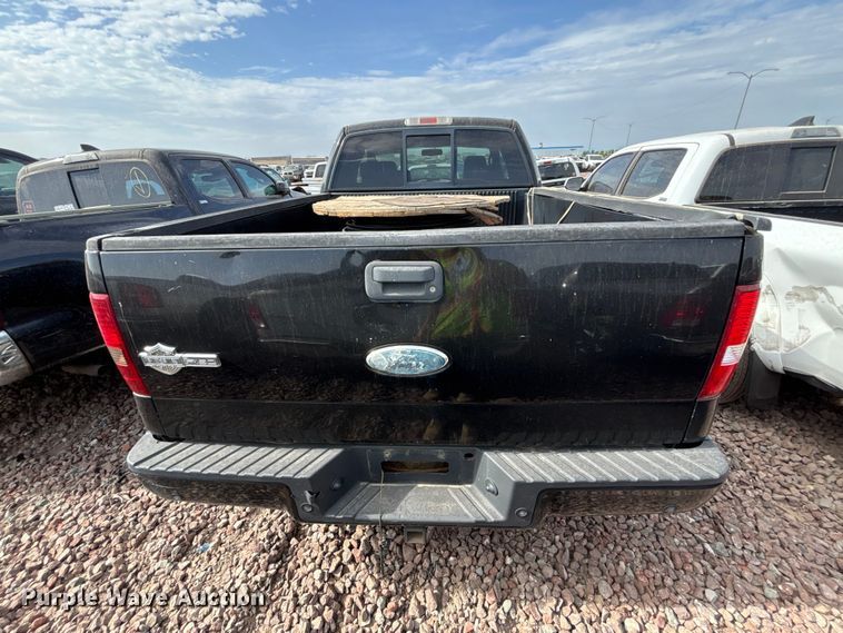 image for item YA3940 2006 Ford F150 Ext. Cab pickup truck