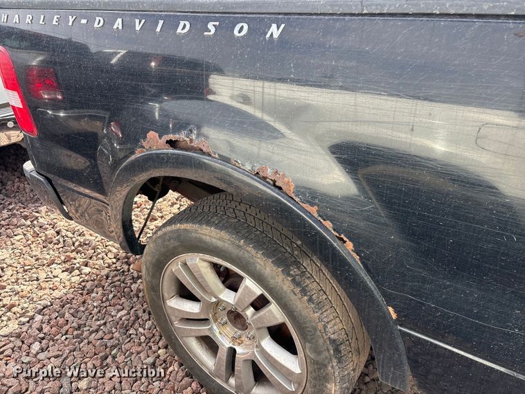 image for item YA3940 2006 Ford F150 Ext. Cab pickup truck