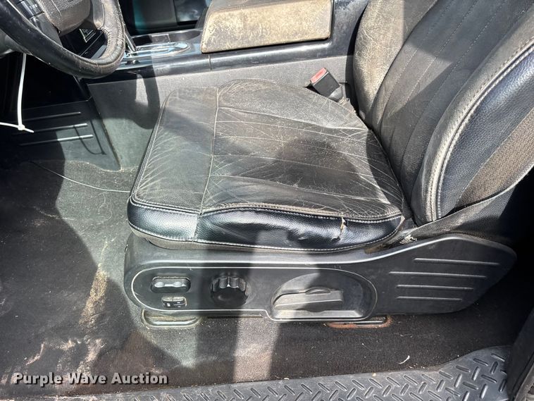 image for item YA3940 2006 Ford F150 Ext. Cab pickup truck