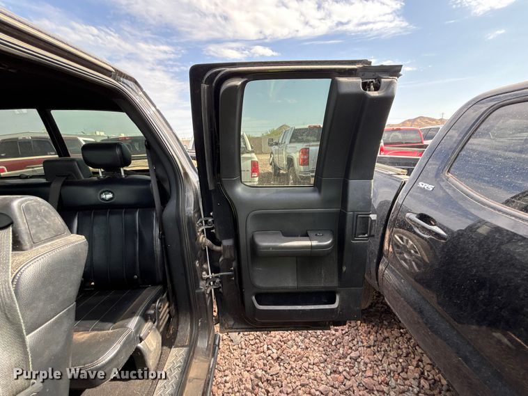 image for item YA3940 2006 Ford F150 Ext. Cab pickup truck