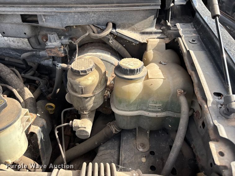 image for item YA3940 2006 Ford F150 Ext. Cab pickup truck